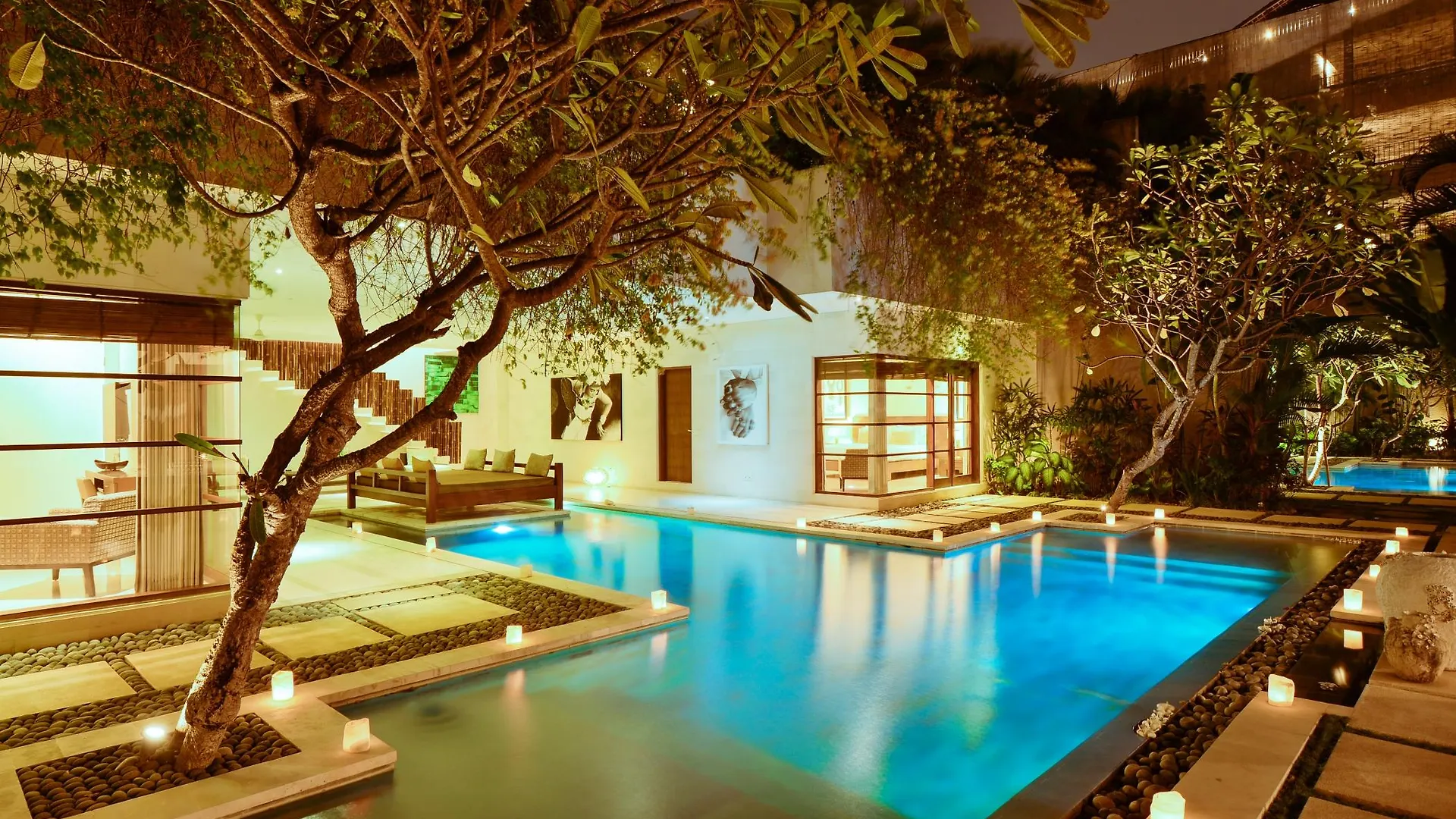 Nyaman Villas Seminyak 4*,